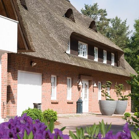 Amethyst Hotel Garni Lueneburg Deutsch Evern Екстериор снимка